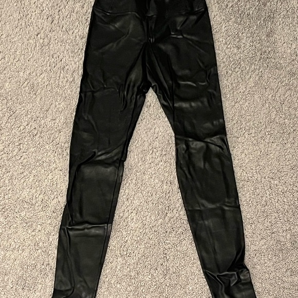 Aritzia Wilfred Free Daria Pant - Picture 2 of 3